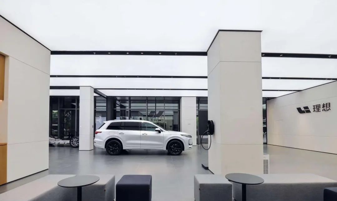 理想汽车武汉天地盛荟零售中心3.png