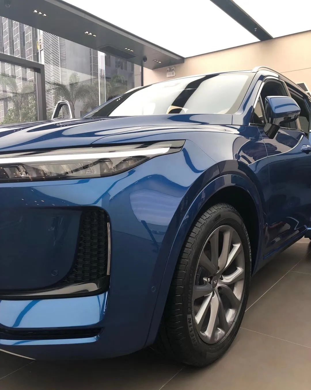 理想汽车深圳KK mall零售中心4.jpg